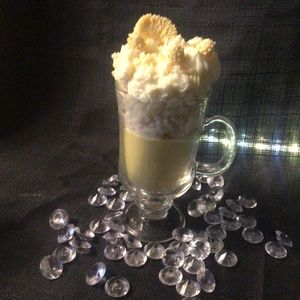 Handmade 8oz candle Banana Smoothie Candle